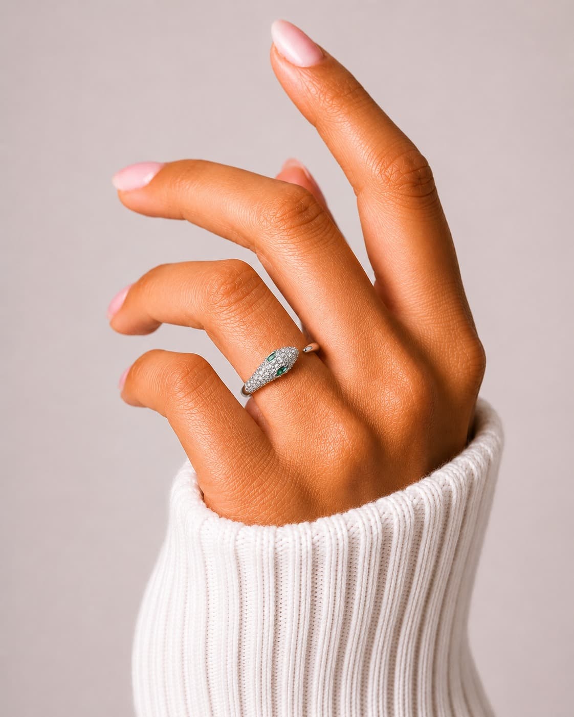 Venomia Ring